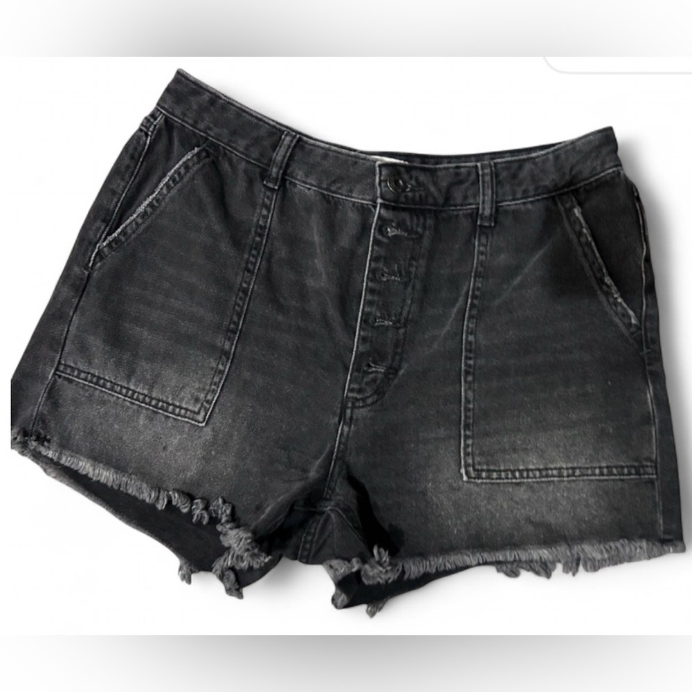 We The Free Black Button fly raw hem Jean Shorts size 30
